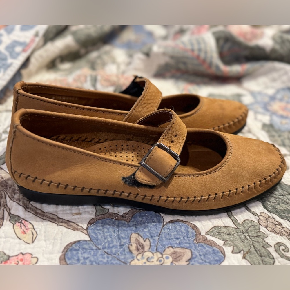 Dexter Brown Mary Jane Flats Leather